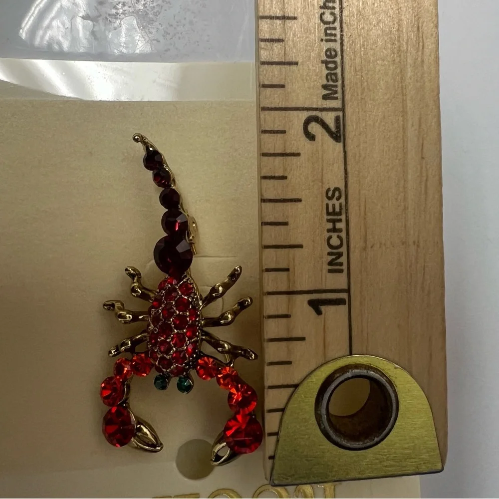 NEW VTG Rucinni Scorpian Swarovski Crystal Pin Brooch 2” Jewelry Gift For her